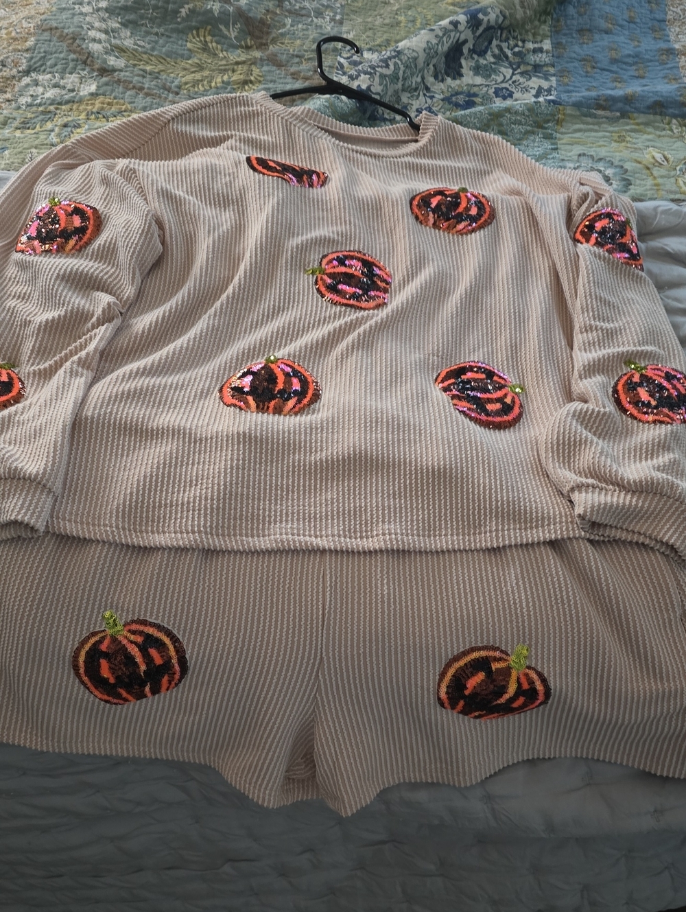 Beige Women's Pumpkin Sequin Sweater Set